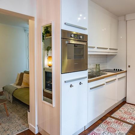 Charming Apartment In Heart Of París Exterior foto